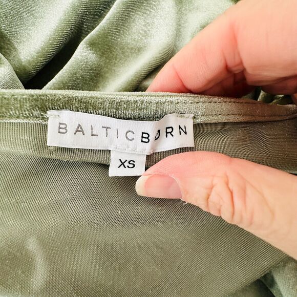 Baltic Born Light Sage Green Velour Short Flutter Sleeve Maxi Wrap Dress XS - Picture 9 of 16